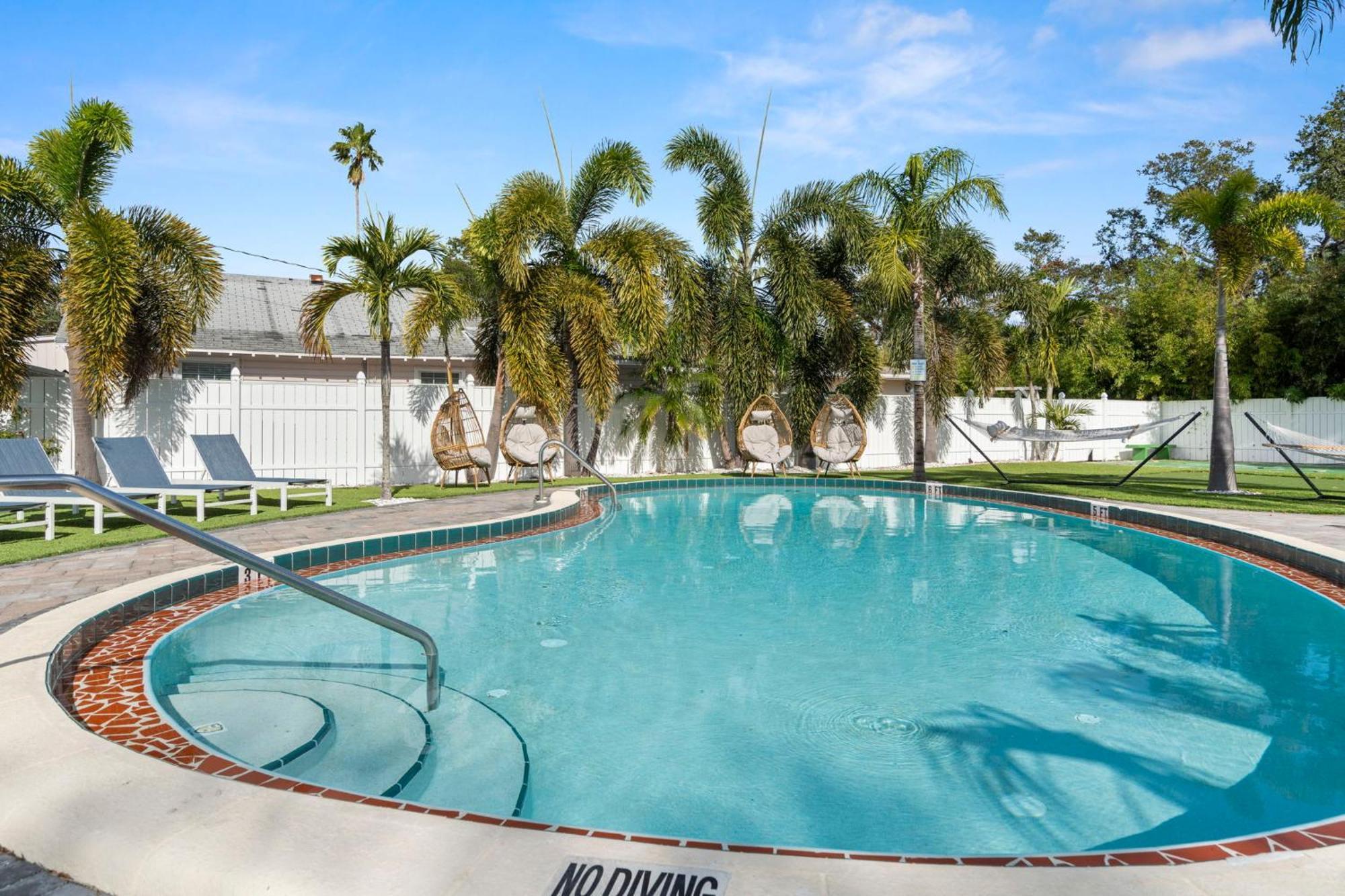 1K Bed Studio Apt With Shared Pool 06 Clearwater Exteriör bild