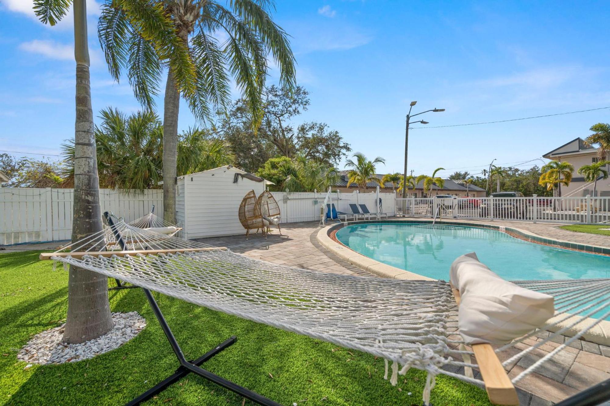 1K Bed Studio Apt With Shared Pool 06 Clearwater Exteriör bild